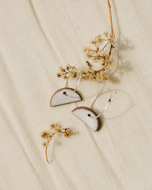 Lune's Essentials Earrings - various